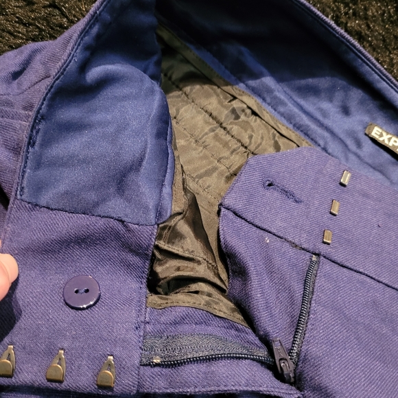 Express Shorts - Picture 4 of 5